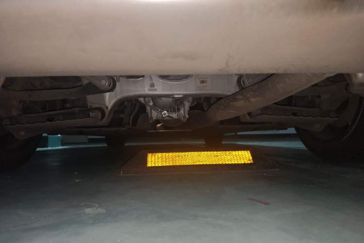 Used BMW 5 Series 2024 530Li Leading Model M Sport Package Chassis Rear