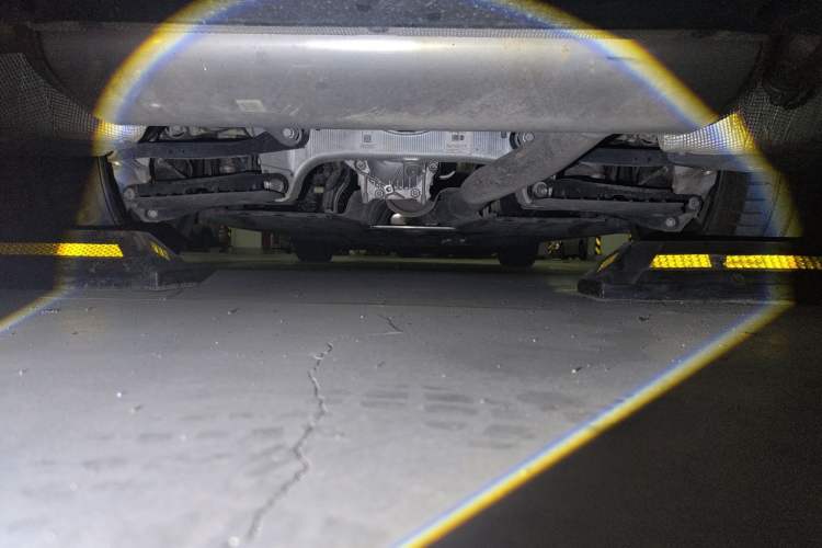 Used BMW 5 Series 2024 530Li Luxury Edition M Sport Package Chassis Rear