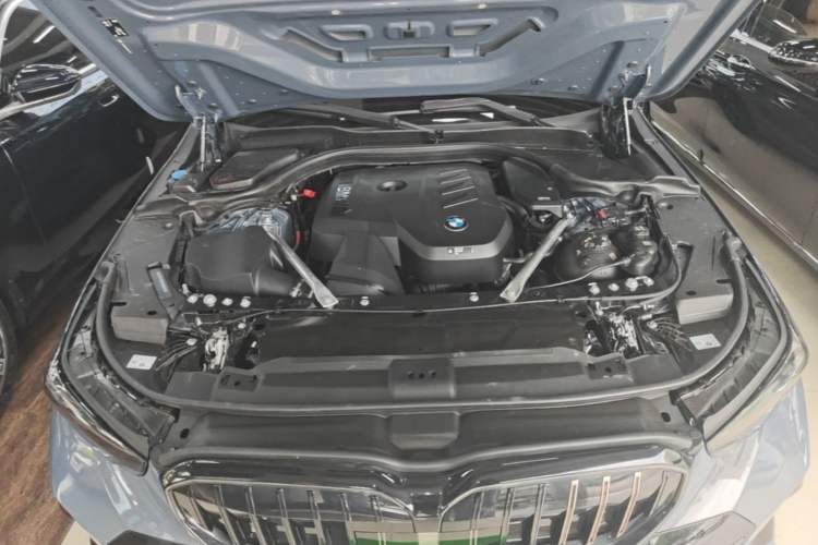 Used BMW 5 Series 2024 525Li M Sport Package Engine Bay
