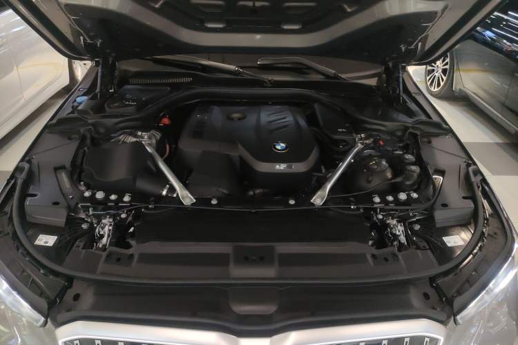 Used BMW 5 Series 2024 530Li Leading Model M Sport Package Engine Bay