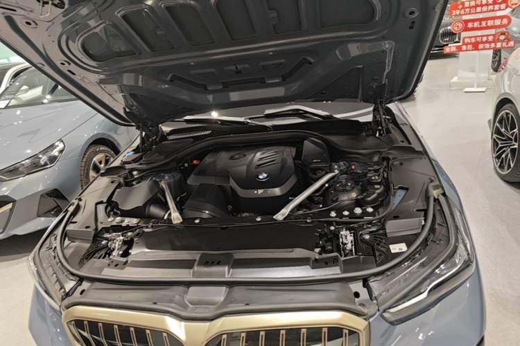 Used BMW 5 Series 2024 530Li Luxury Edition M Sport Package Engine Bay