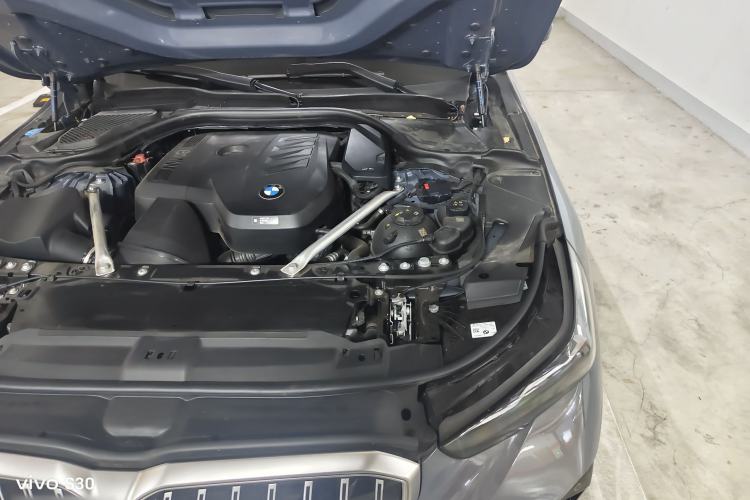 Used BMW 5 Series 2024 530Li Luxury Edition M Sport Package Engine Bay Left