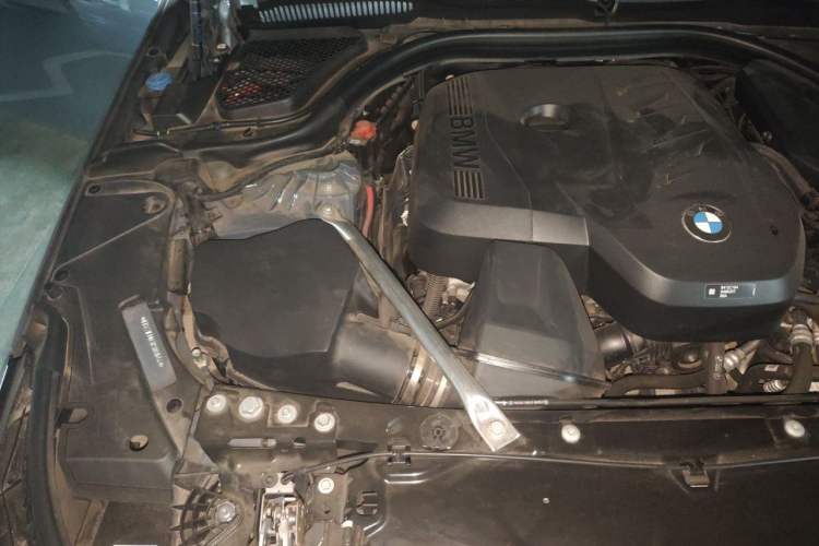 Used BMW 5 Series 2024 530Li Leading Model M Sport Package Engine Bay Right