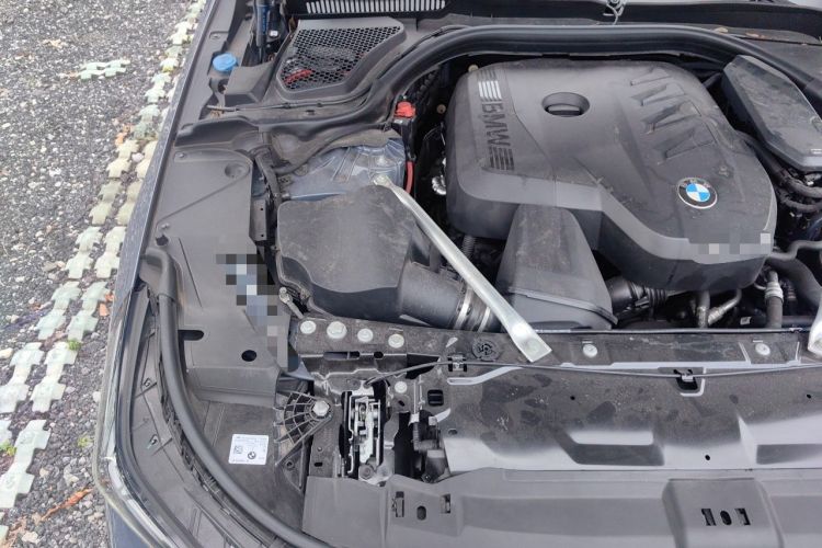 Used BMW 5 Series 2024 525Li M Sport Package Engine Bay Right