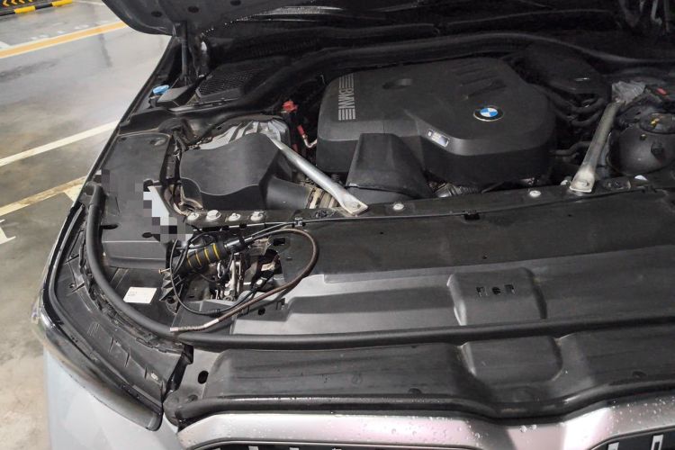 Used BMW 5 Series 2024 525i M Sport Package Engine Bay Right