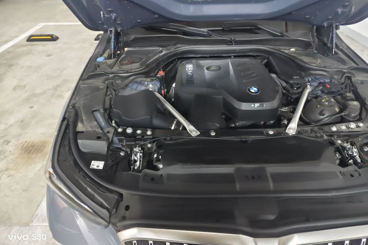 Used BMW 5 Series 2024 530Li Luxury Edition M Sport Package Engine Bay Right