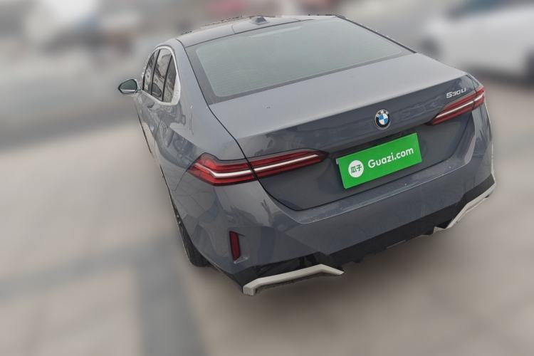 Used BMW 5 Series 2024 530Li Leading Model M Sport Package Exterior 3