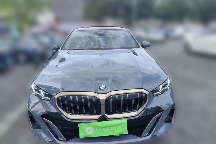 Used BMW 5 Series 2024 525Li M Sport Package Front