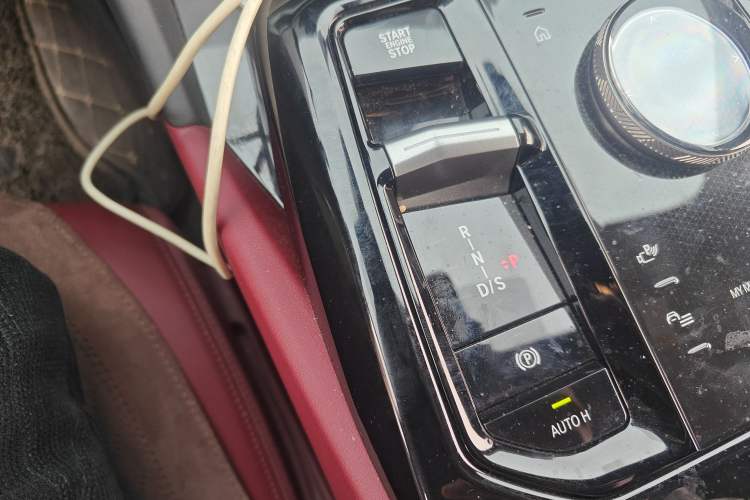 Used BMW 5 Series 2024 530Li Leading Model M Sport Package Gear Lever