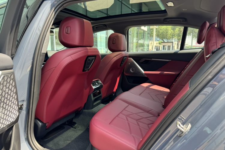 Used BMW 5 Series 2024 530Li Leading Model M Sport Package Interior 1