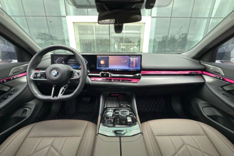 Used BMW 5 Series 2024 530Li Leading Model M Sport Package Interior 2