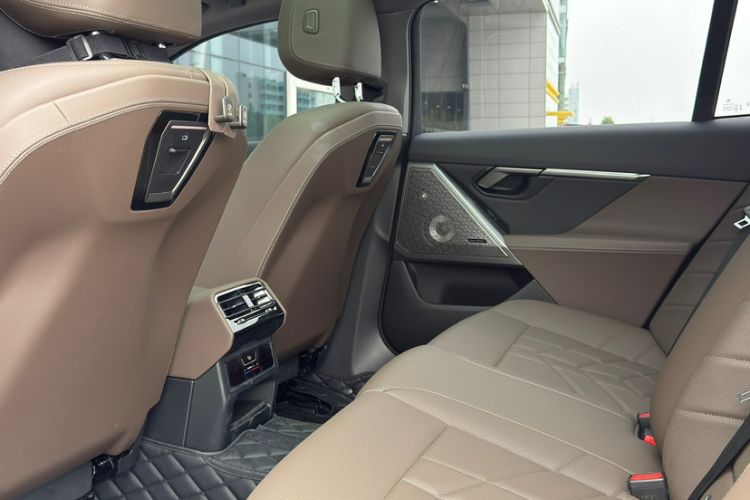 Used BMW 5 Series 2024 530Li Leading Model M Sport Package Interior 3