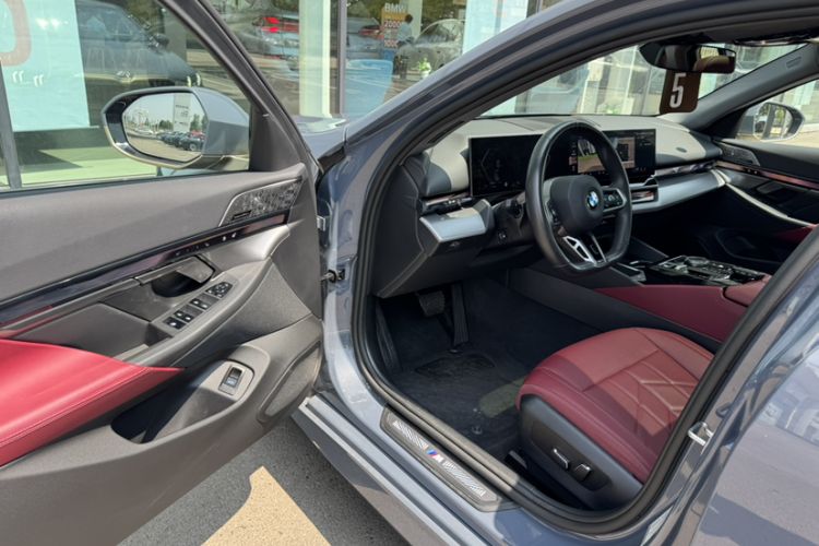 Used BMW 5 Series 2024 530Li Leading Model M Sport Package Interior 3