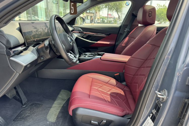 Used BMW 5 Series 2024 530Li Leading Model M Sport Package Interior 4