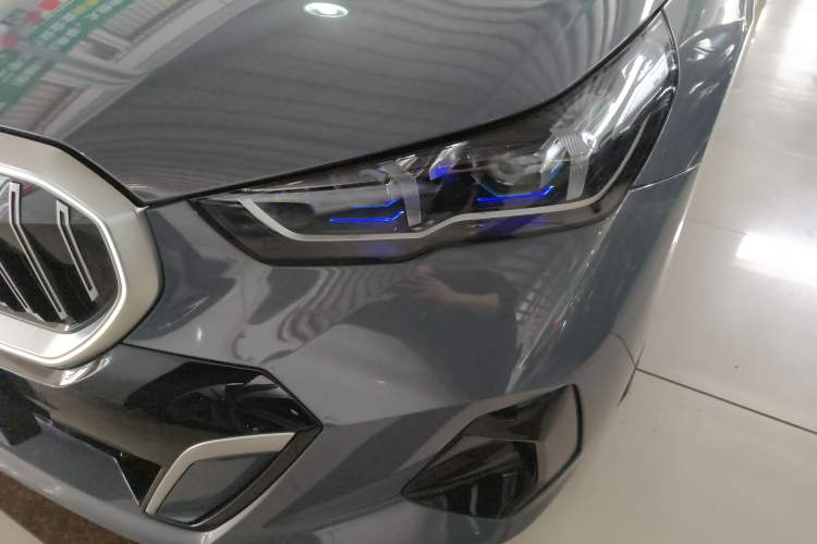 Used BMW 5 Series 2024 530Li Luxury Edition M Sport Package Left Front Headlight