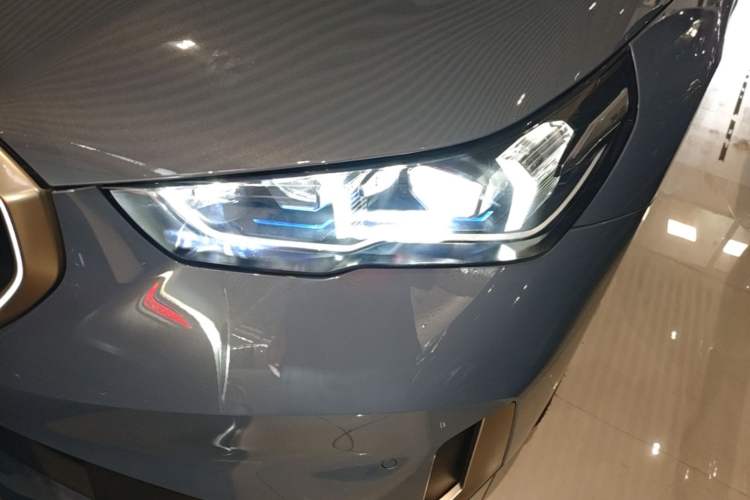 Used BMW 5 Series 2024 530Li Luxury Package Premium Edition Left Front Headlight