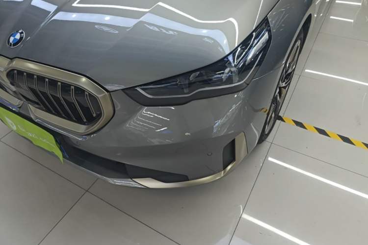 Used BMW 5 Series 2024 530Li Luxury Package Premium Edition Left Front Headlight