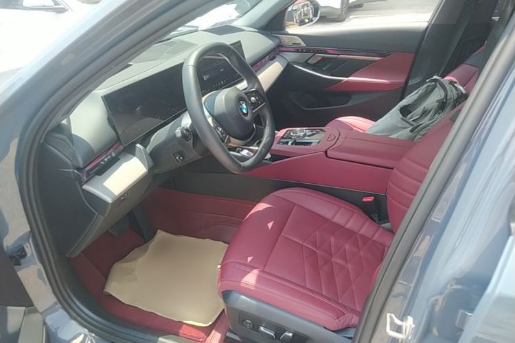 Used BMW 5 Series 2024 530Li Luxury Package Premium Edition Left Front Seat