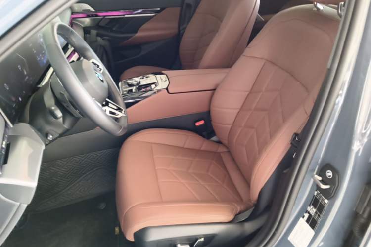 Used BMW 5 Series 2024 530Li Leading Model M Sport Package Left Front Seat