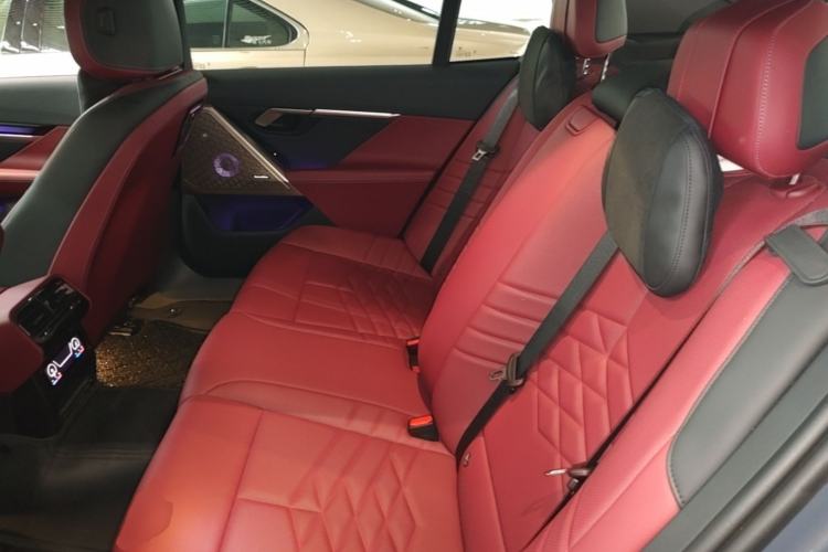 Used BMW 5 Series 2024 530Li Luxury Package Premium Edition Left Rear Seat