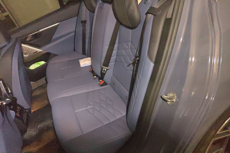 Used BMW 5 Series 2024 530Li Luxury Edition M Sport Package Left Rear Seat