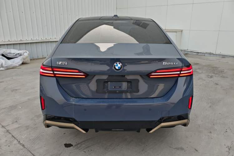 Used BMW 5 Series 2024 525Li M Sport Package Rear