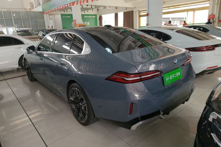 Used BMW 5 Series 2024 530Li Luxury Edition M Sport Package Rear Left 45 Deg