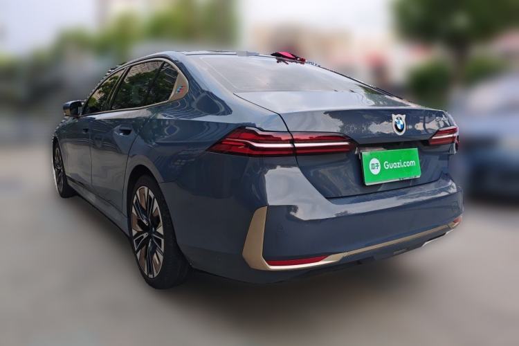 Used BMW 5 Series 2024 530Li Luxury Package Premium Edition Rear Left 45 Deg