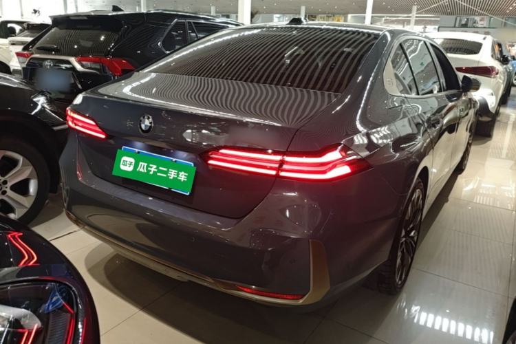 Used BMW 5 Series 2024 530Li Luxury Package Premium Edition Rear Right 45 Deg