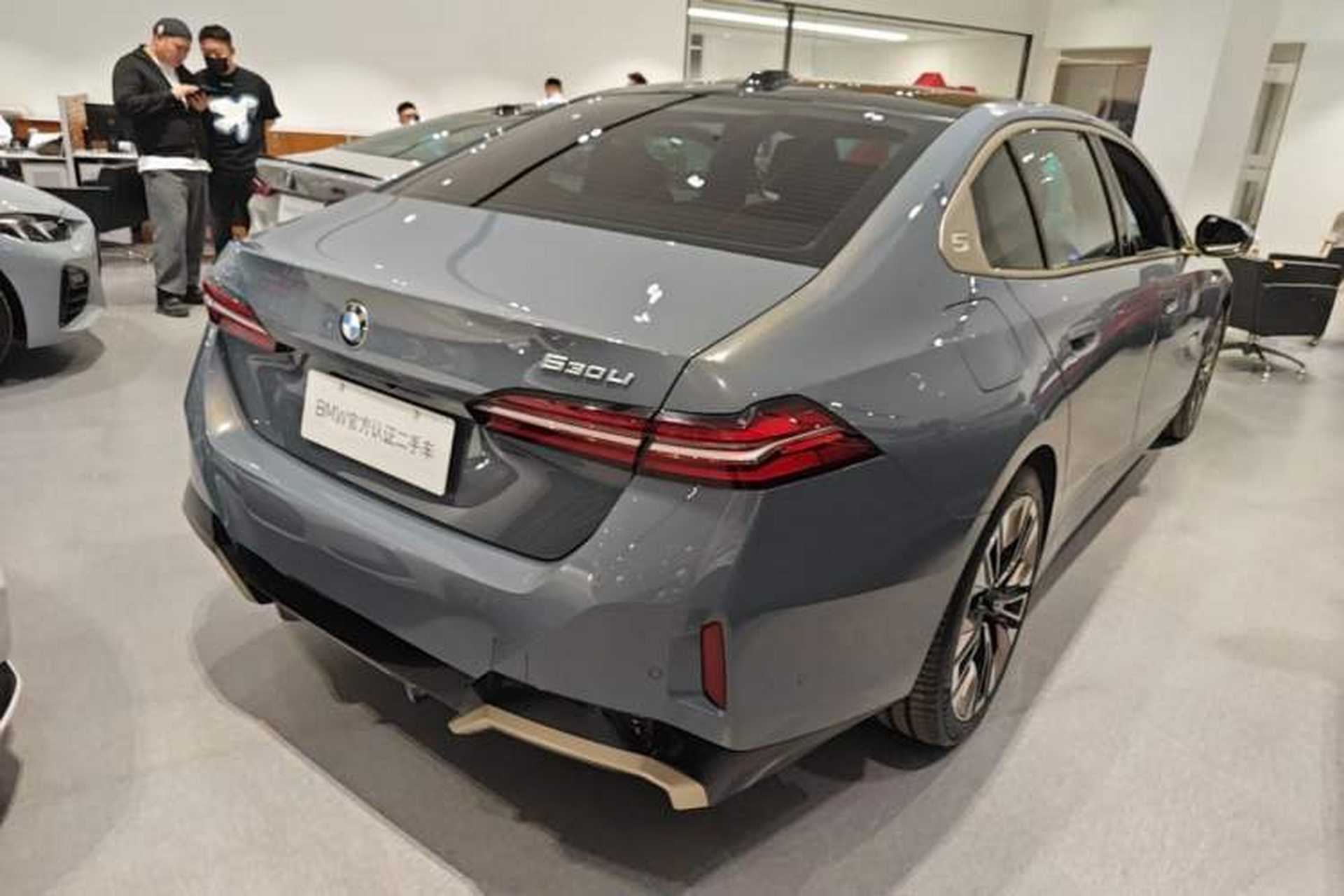 Used BMW 5 Series 2024 530Li Luxury Edition M Sport Package Rear Right 45 Deg