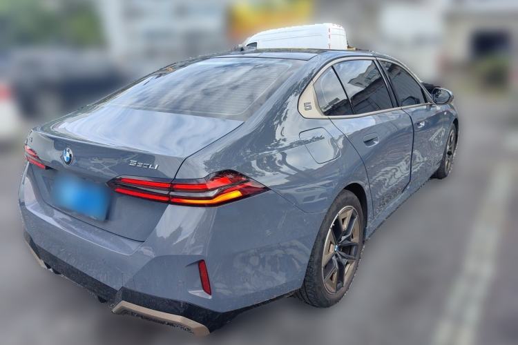 Used BMW 5 Series 2024 525Li M Sport Package Rear Right 45 Deg