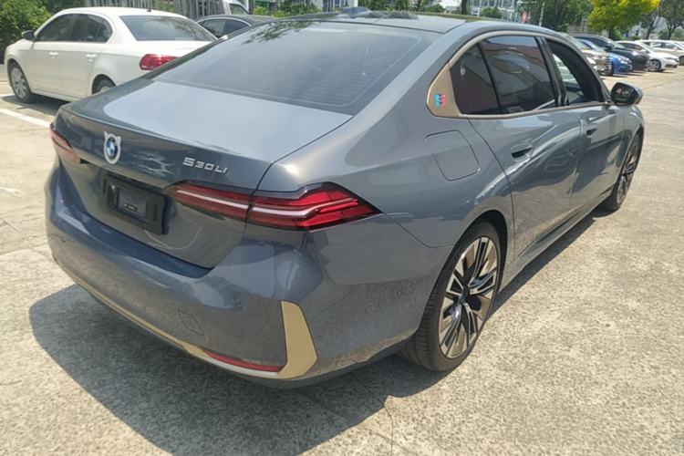 Used BMW 5 Series 2024 530Li Luxury Package Premium Edition Rear Right 45 Deg