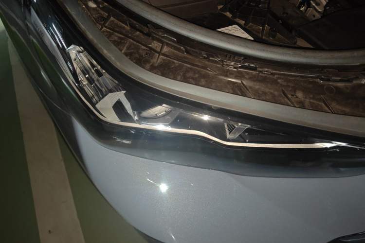 Used BMW 5 Series 2024 530Li Leading Model M Sport Package Right Front Headlight