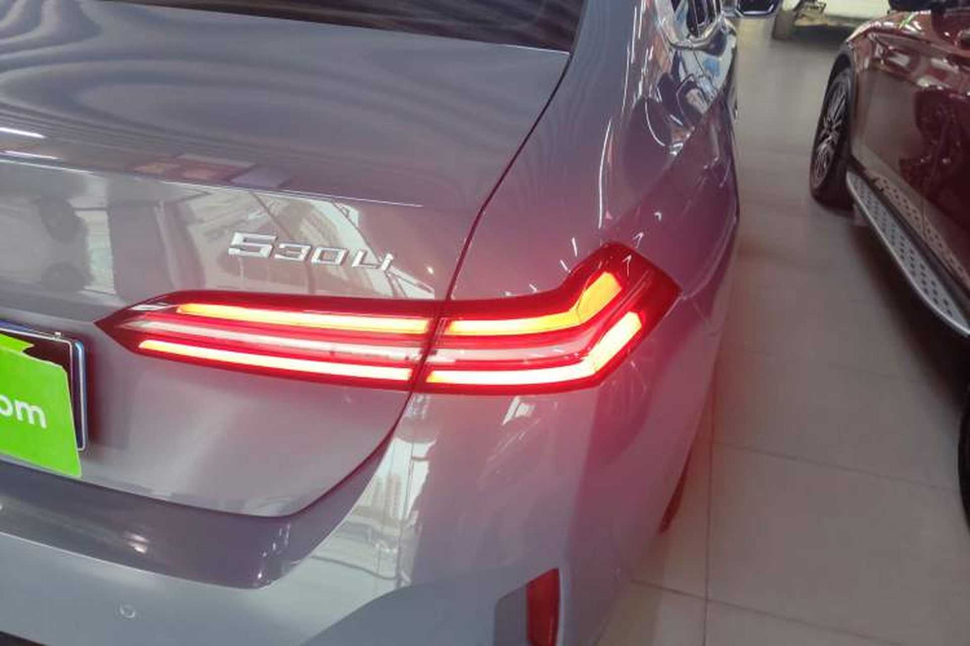 Used BMW 5 Series 2024 530Li Luxury Edition M Sport Package Right Rear Taillight