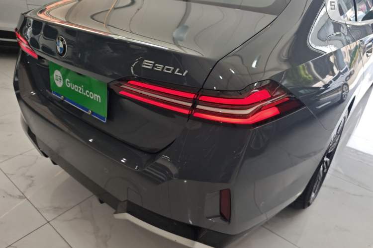 Used BMW 5 Series 2024 530Li Leading Model M Sport Package Right Rear Taillight