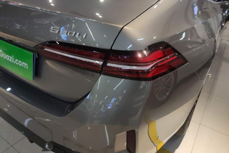 Used BMW 5 Series 2024 530Li Leading Model M Sport Package Right Rear Taillight