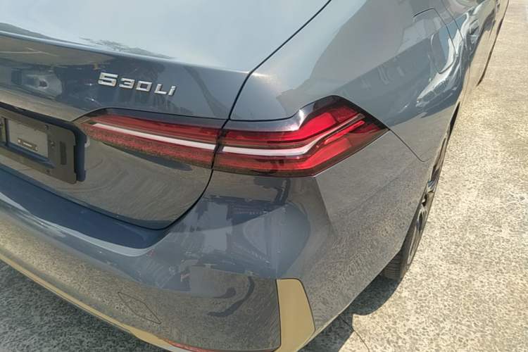 Used BMW 5 Series 2024 530Li Luxury Package Premium Edition Right Rear Taillight