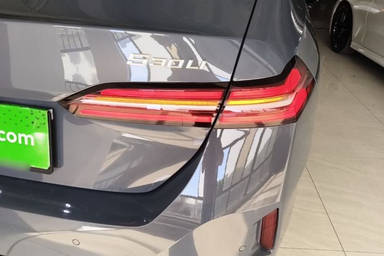Used BMW 5 Series 2024 530Li Leading Model M Sport Package Right Rear Taillight