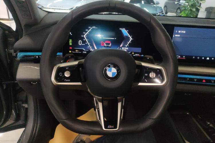 Used BMW 5 Series 2024 530Li Leading Model M Sport Package Steering Wheel