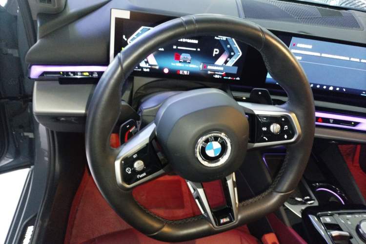 Used BMW 5 Series 2024 530Li Leading Model M Sport Package Steering Wheel