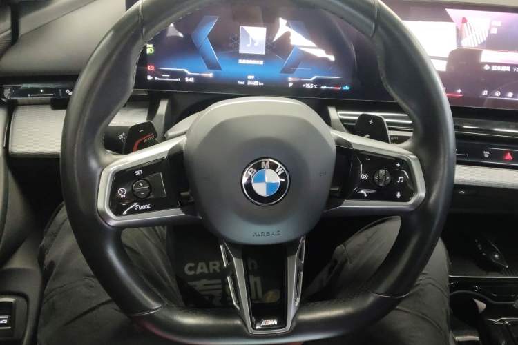 Used BMW 5 Series 2024 525i M Sport Package Steering Wheel