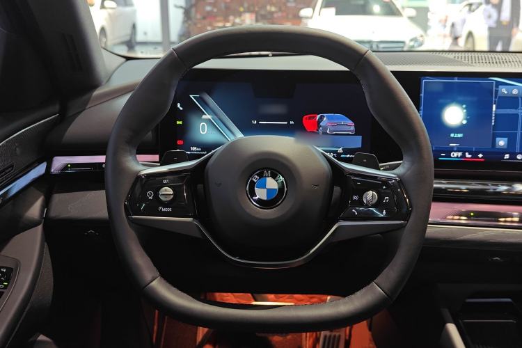 Used BMW 5 Series 2024 530Li Leading Luxury Package Steering Wheel