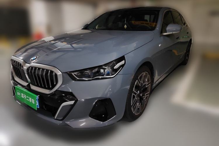 Used BMW 5 Series 2024 530Li Luxury Edition M Sport Package Guazi used car, China used car export, Used car for sale, Used  cars, Cheapest cars for sale
