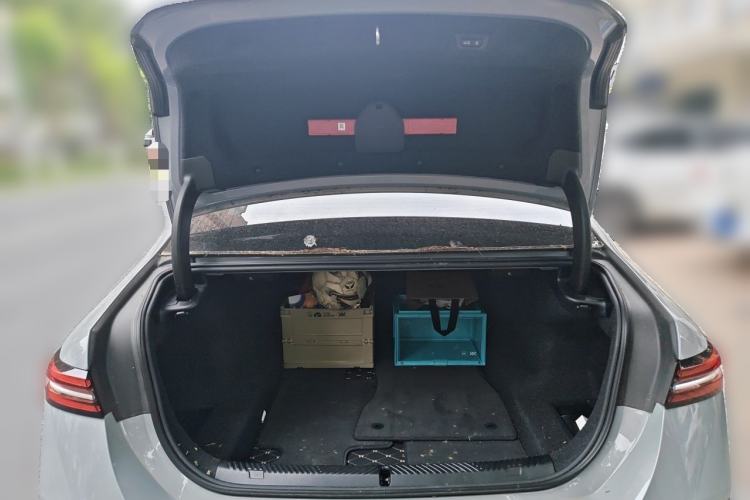 Used BMW 5 Series 2024 530i Leading Model M Sport Package Trunk