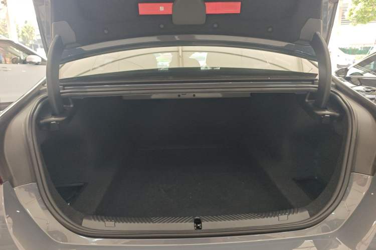 Used BMW 5 Series 2024 530Li Leading Model M Sport Package Trunk