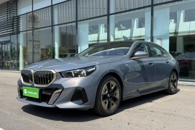 Used BMW 5 Series 2024 530Li Leading Model M Sport Package
