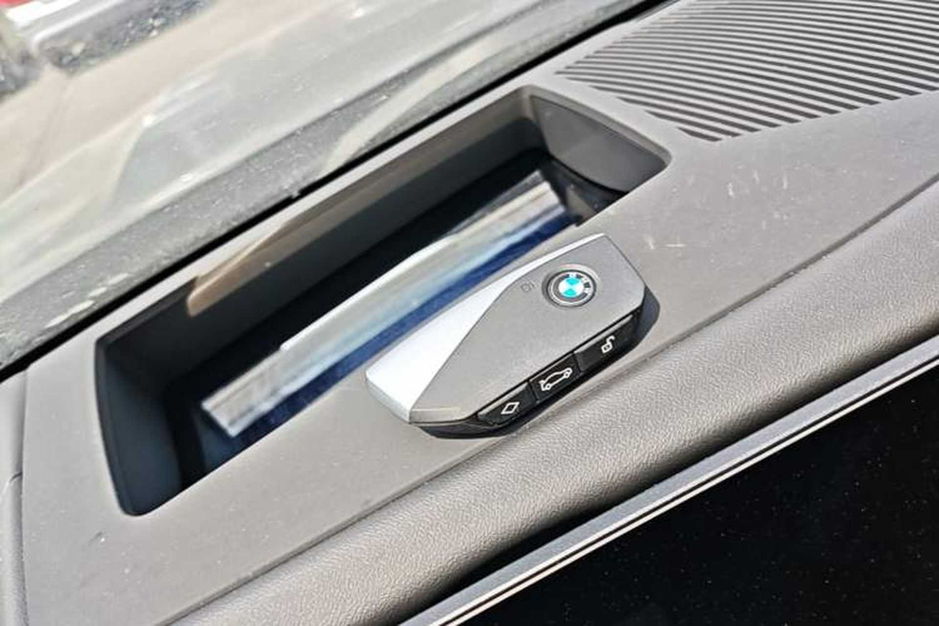 Used BMW 5 Series 2024 530Li Luxury Edition M Sport Package Vehicle Key