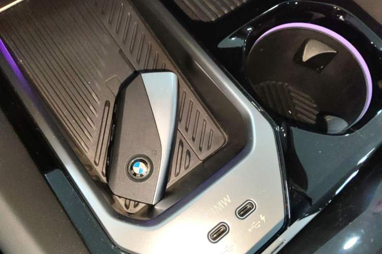 Used BMW 5 Series 2024 530Li Luxury Package Premium Edition Vehicle Key