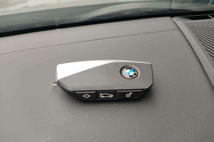 Used BMW 5 Series 2024 530Li Leading Model M Sport Package Vehicle Key