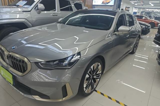 Used BMW 5 Series 2024 530Li Luxury Package Premium Edition